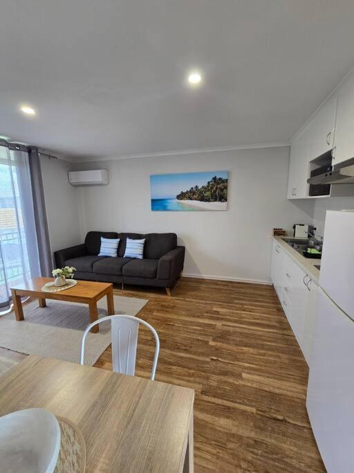 Oasis Mandurah Resort ภายนอก รูปภาพ