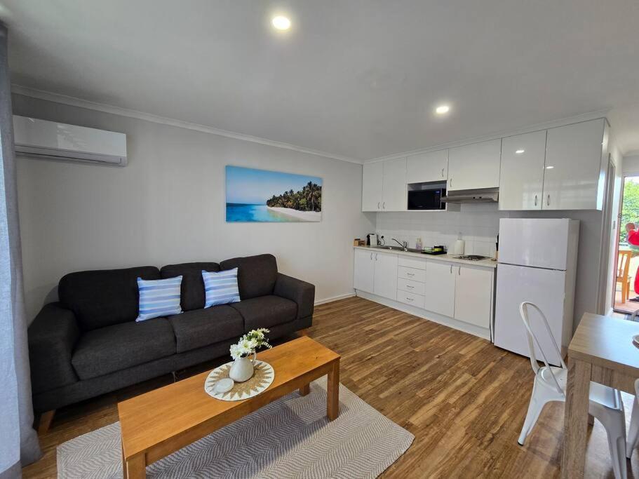 Oasis Mandurah Resort ภายนอก รูปภาพ